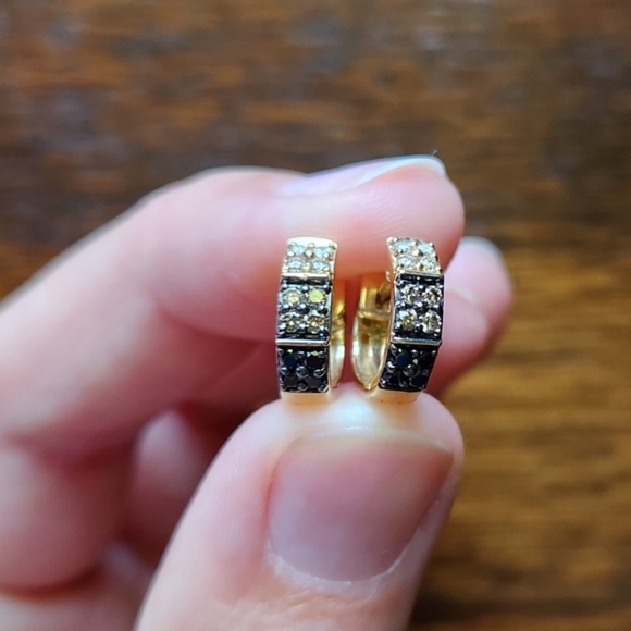 Levian 14k Gold Chocolate Diamond Ombre Earrings - Picture 1 of 8